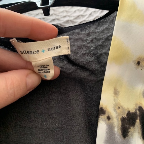 Romper - Picture 5 of 7